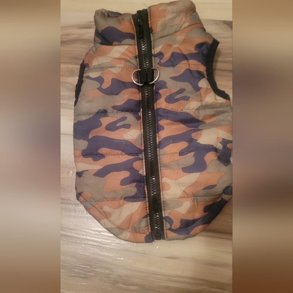 Camouflage Dog Vest With Zipper & Leash Hooks